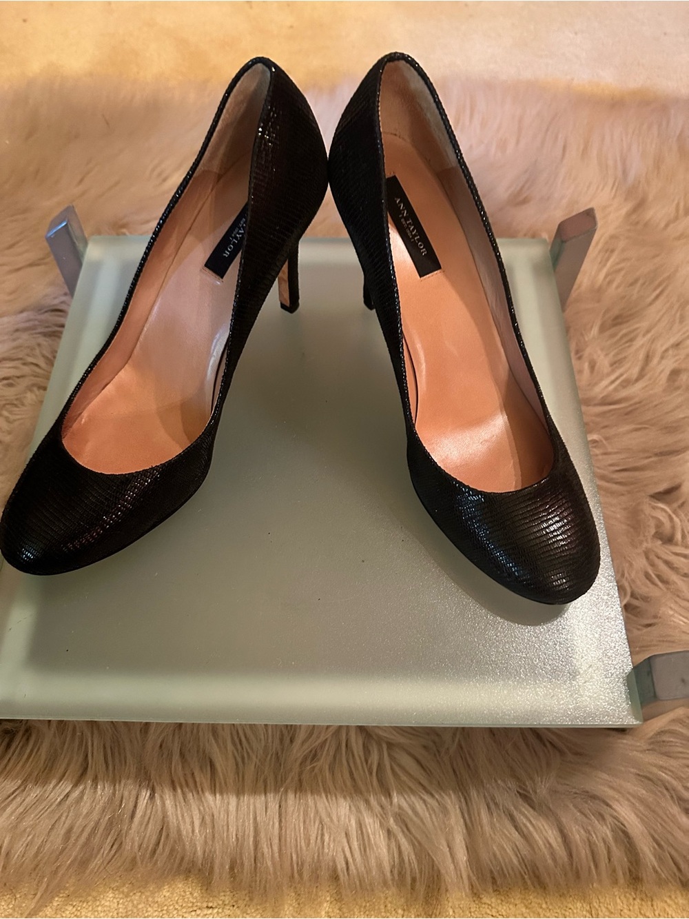 Ann Taylor Black Textured Leather High Heel Pumps